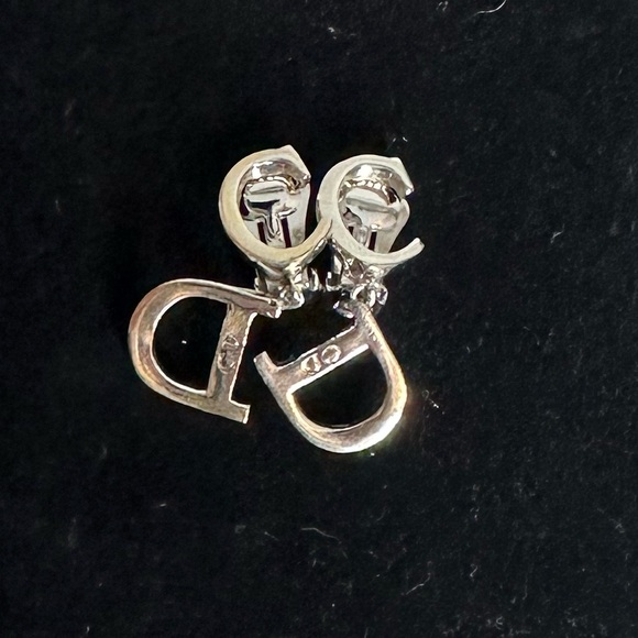 Christian Dior Clip On Earrings - Picture 8 of 11